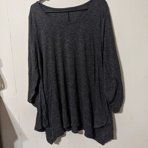 Grey long sleeve shirt